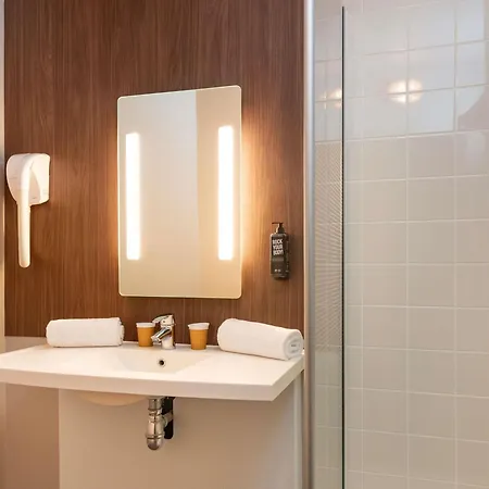 Ibis Styles Rouen Parc Expos Zenith Hotel 3*